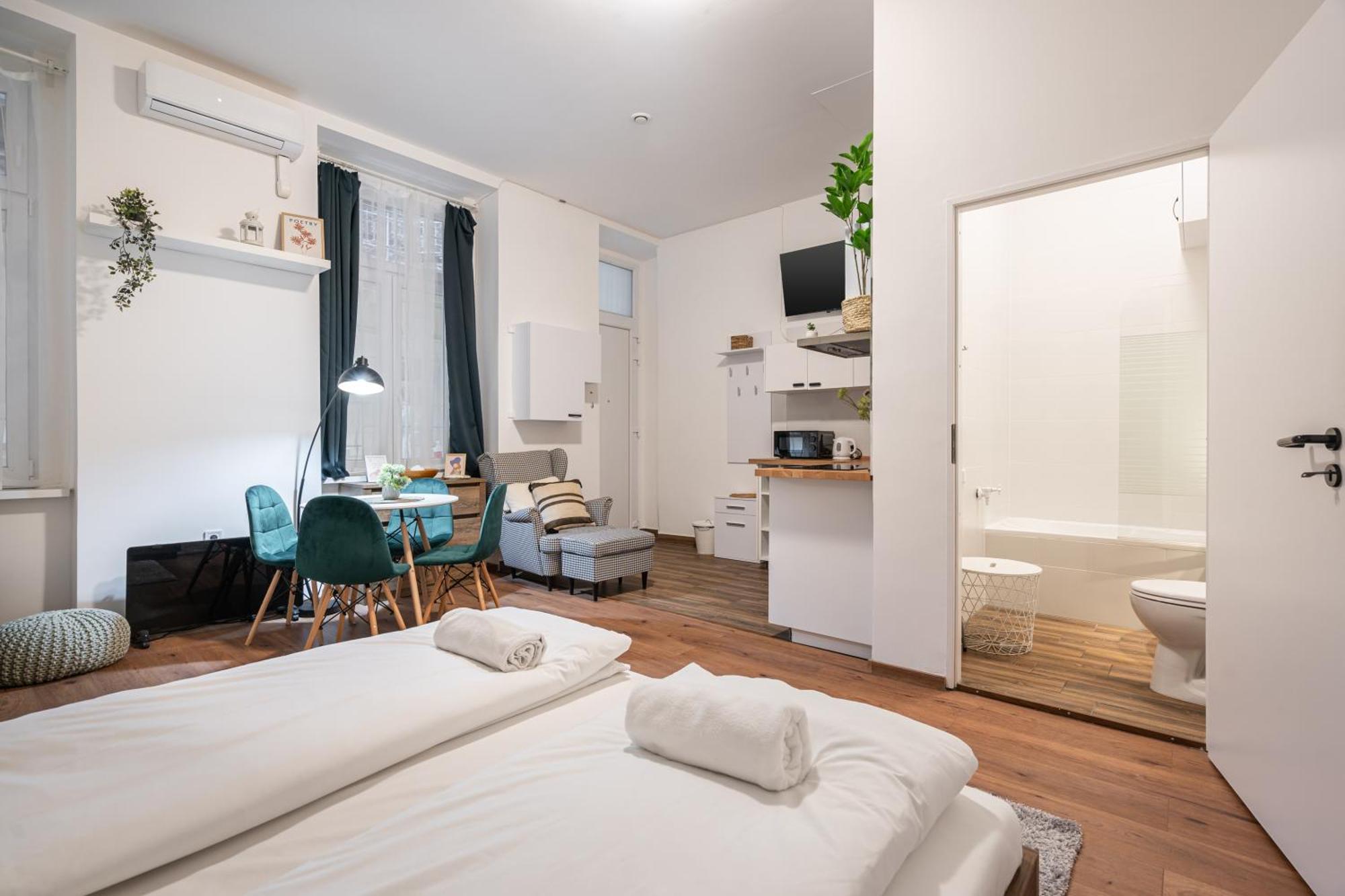 D68 - Downtown Cozy Suite - Best Location By Bqa Budapeste Exterior foto